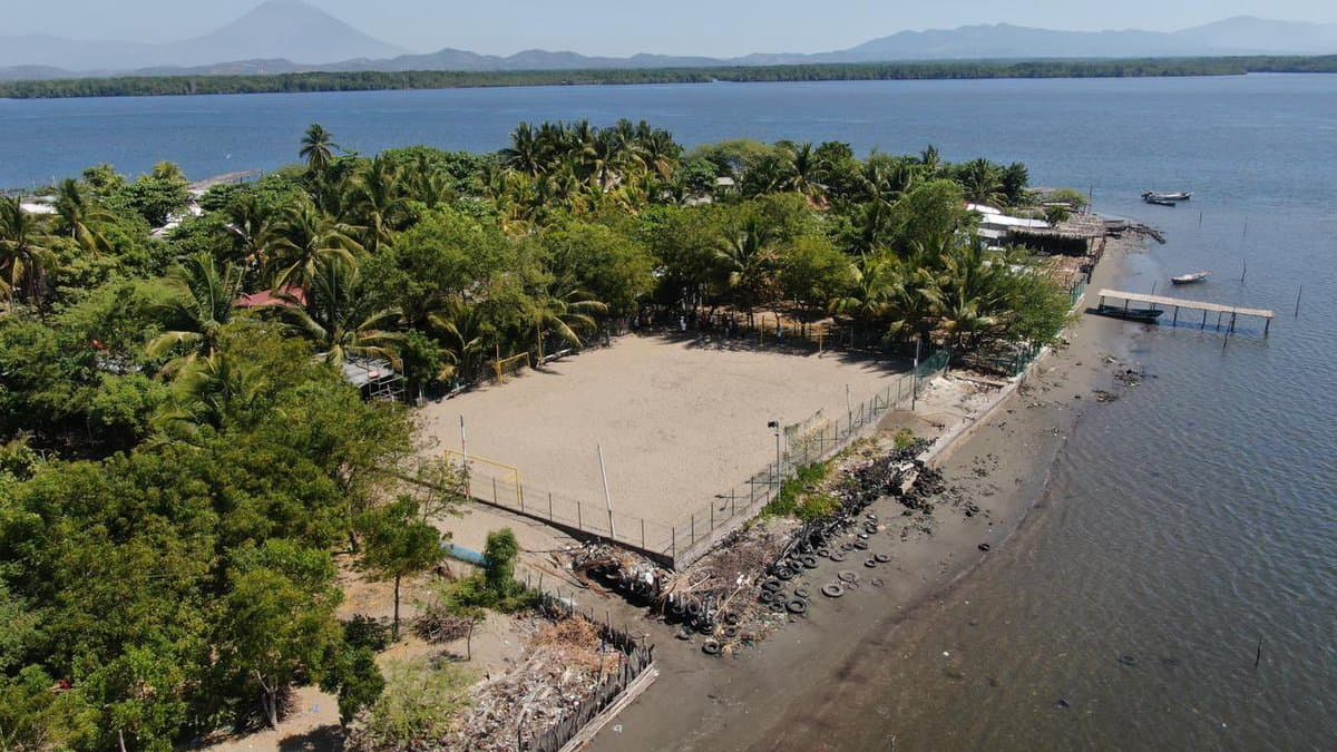 Isla Rancho Viejo (Usulutan)